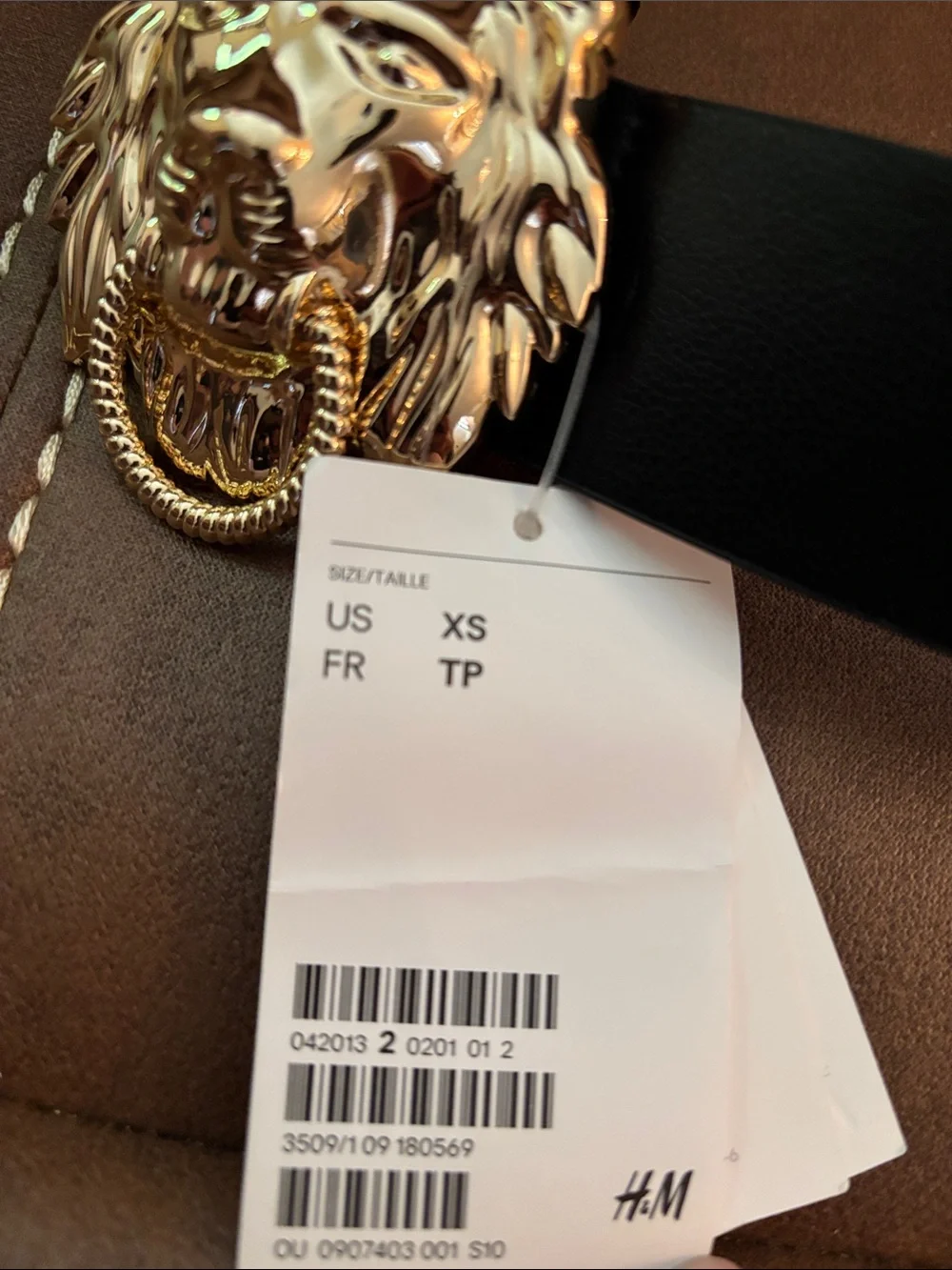 H&M Black Belt with Gold Lion Head Buckle - Picture 2 of 5